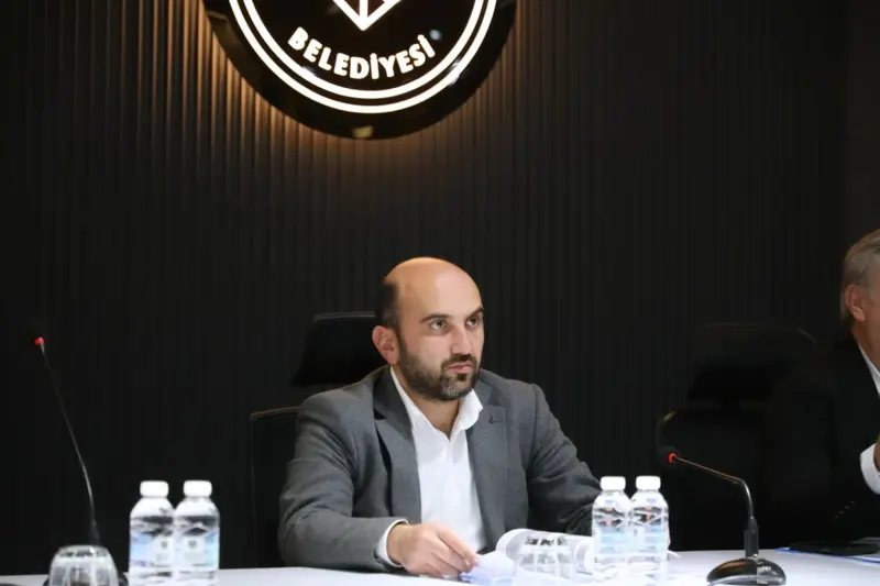 Tayyar Şahin belediye meclis toplantısında