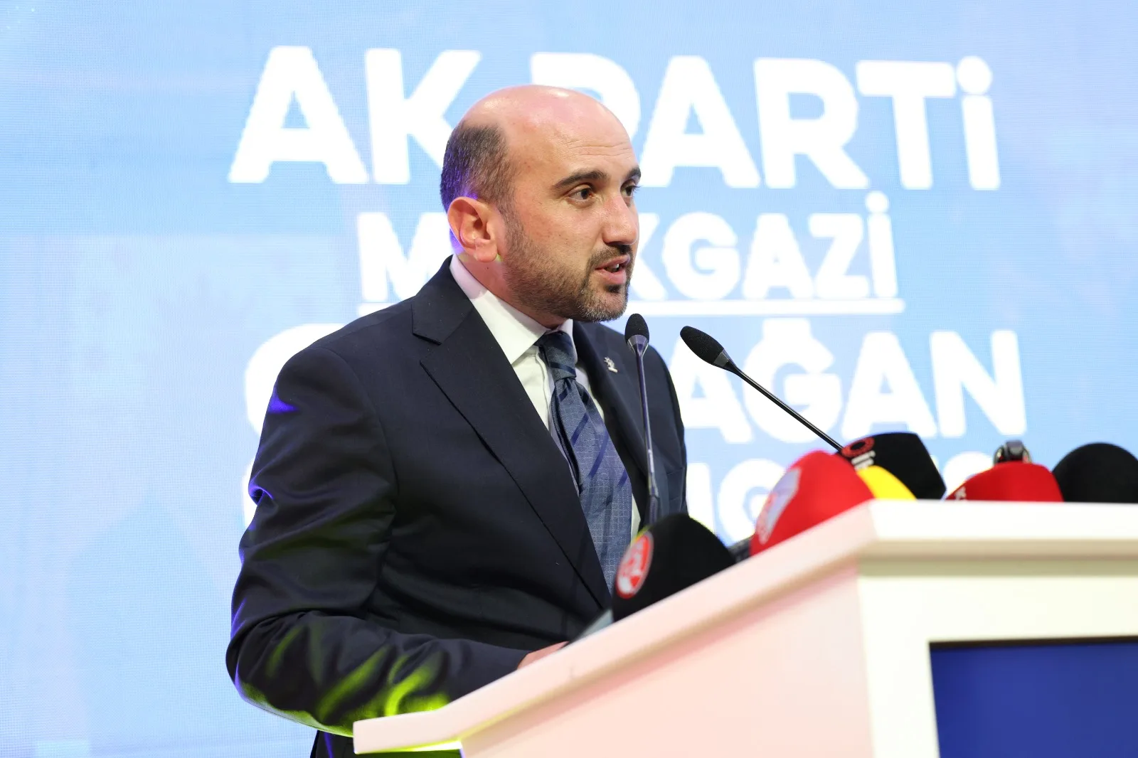 Tayyar Şahin AK Parti Melikgazi programında konuşurken